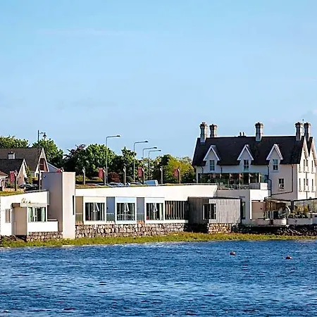 Ice House Hotel 4*