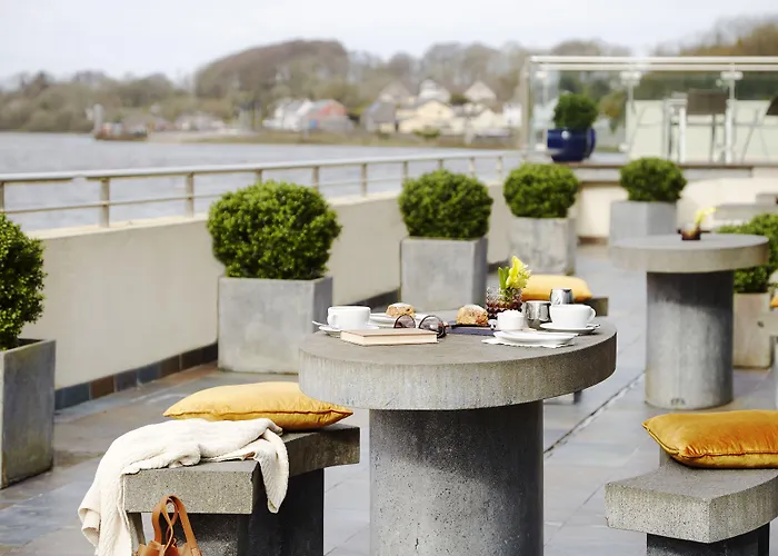 Ice House בלינה